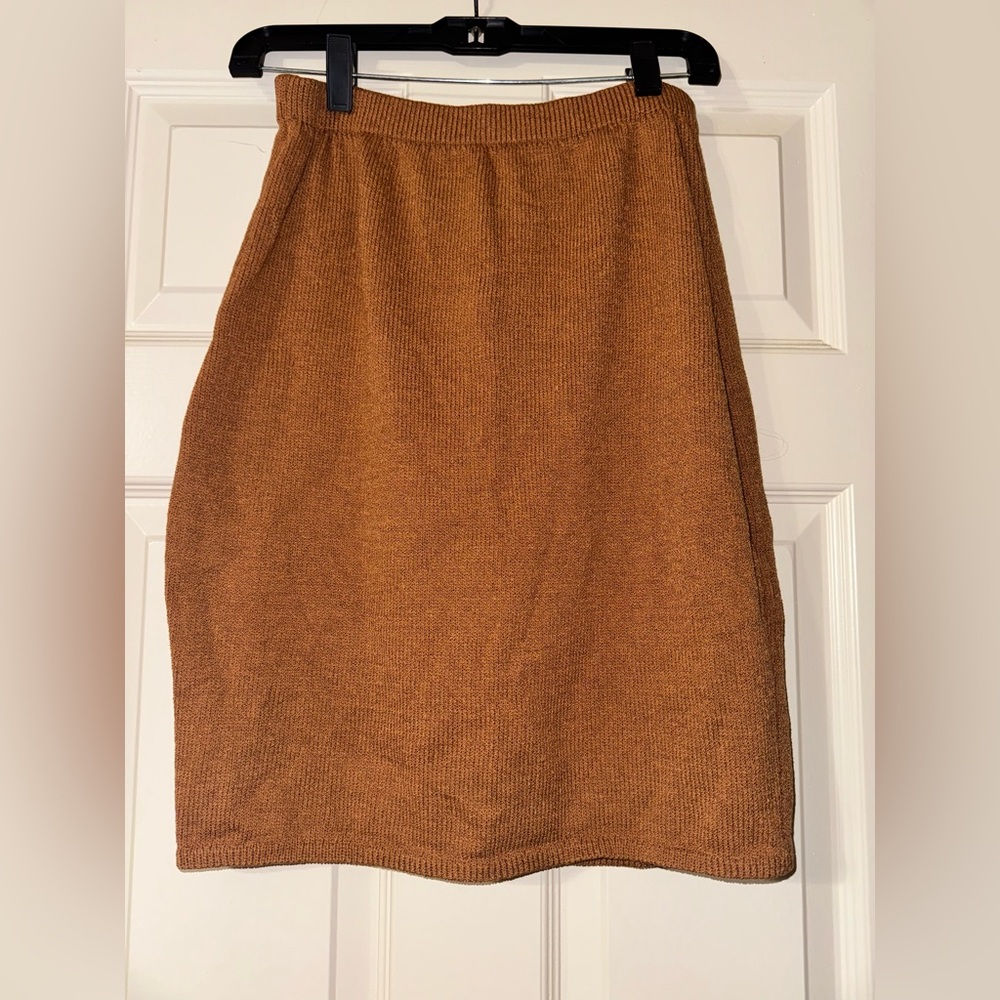 Elegant Brown Skirt